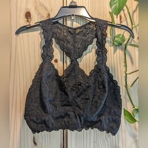 2 PACK black and grey lace bralettes